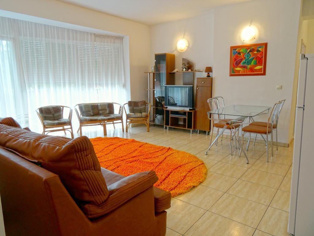 Club Topaz Apartments Neptun Chambre photo