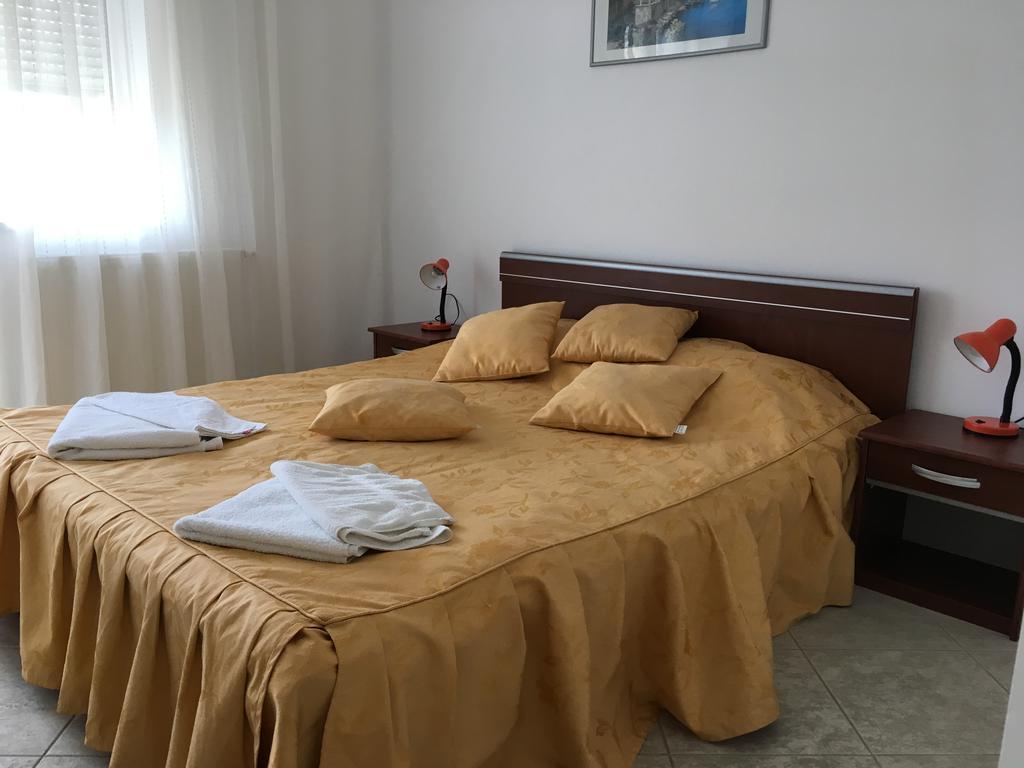 Club Topaz Apartments Neptun Extérieur photo