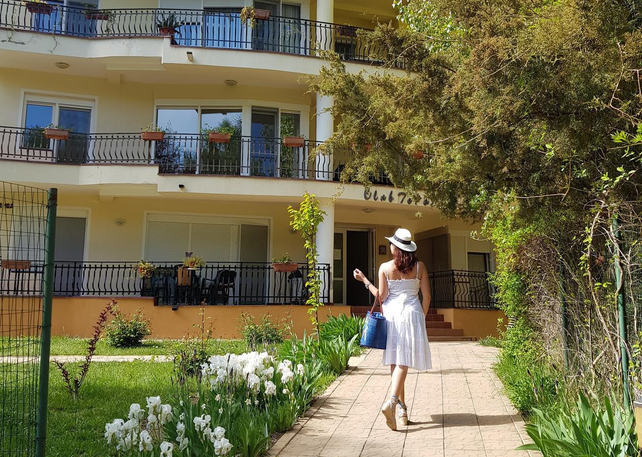 Club Topaz Apartments Neptun Extérieur photo