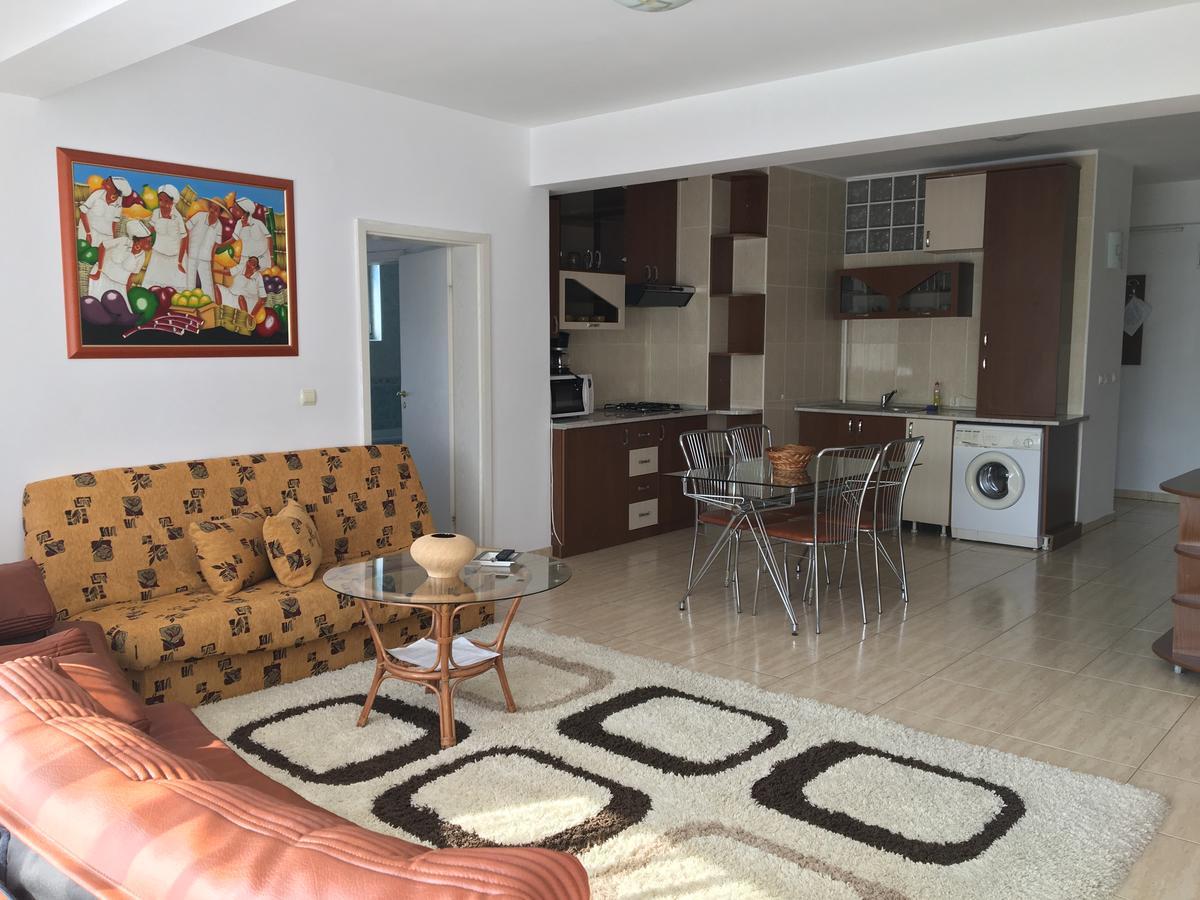 Club Topaz Apartments Neptun Extérieur photo